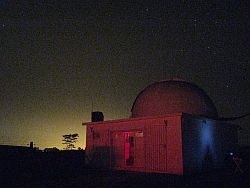 Observatorio iluminado