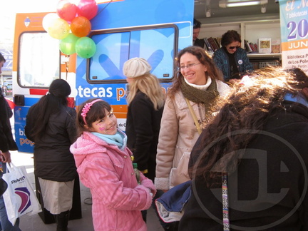 Perla en Bibliomóvil 2012